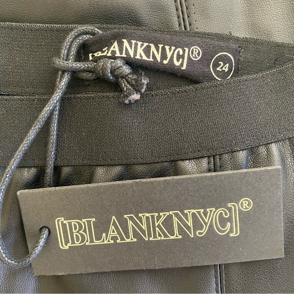 BLANK NYC Night Walks Faux Leather Pull On Black Leggings Size 24 NWT - Picture 10 of 10